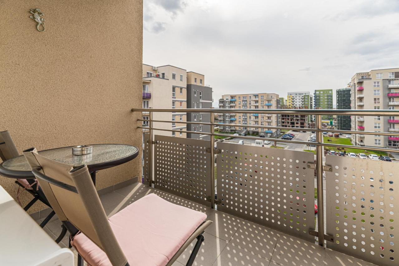 Apartament Belles Roses Brasov Daire Dış mekan fotoğraf